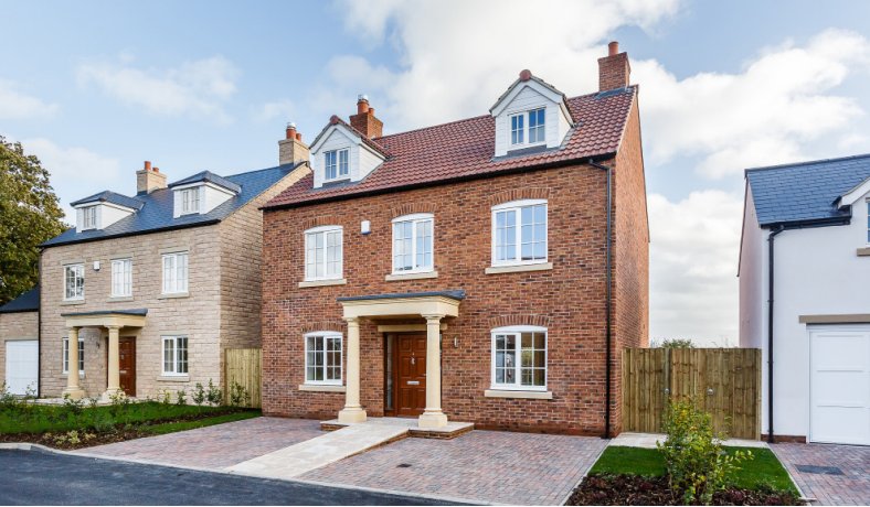 LoxleyHomes's tweet photo. Priced to sell! #Plot2
This stunning 5 bedroom property is now just ยฃ520,000
> ยฃ10,000 towards Stamp Duty!
> Flooring package worth ยฃ6,500!
> Help to buy scheme available!
Call today to find out more: 0113 3891014 https://t.co/u7HWtm1RIH
