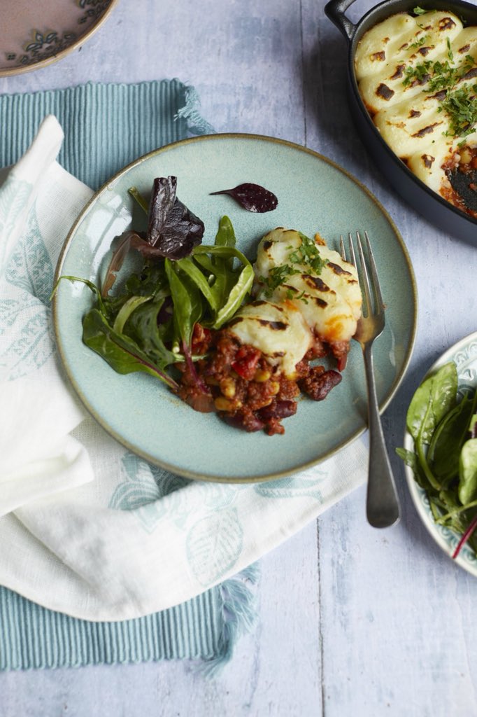 blancWinchester's tweet photo. We’re very proud of the vegan dishes on our new Spring menu. This chilli is so tasty even the carnivores in our restaurants are loving it. #bbtastesofspring #vegan #veganeats #springishere #veganlife https://t.co/GFNyHWB1zr