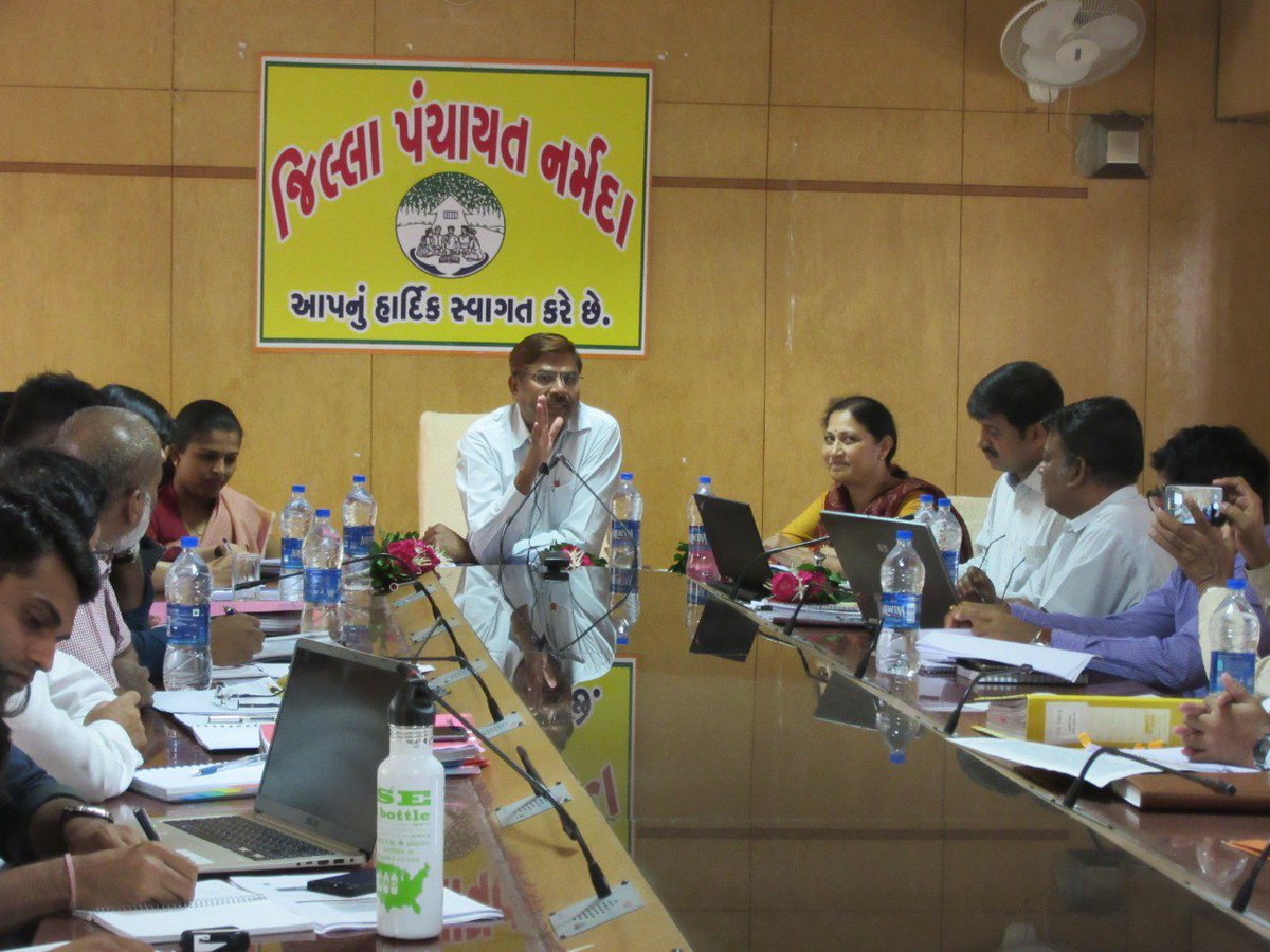 Collector Narmada tweet media