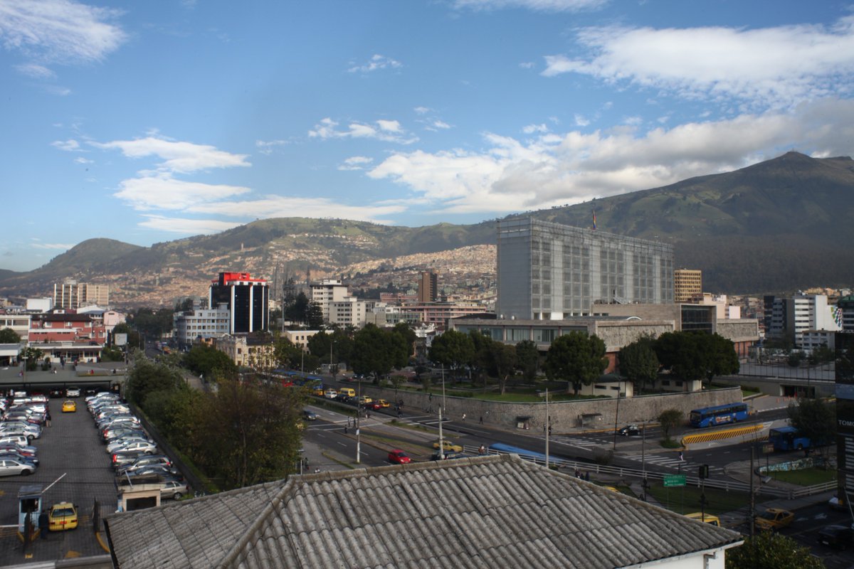 2DaysInQuito's tweet photo. A glimpse of #Quito on the road -- the essential backdrop to our #story where our protagonist struggles with several #social and #family issues set over two days. A bustling city surrounded by mountains is something so unique to #Ecuador! #IndieFilm #Filmmaking #Photography https://t.co/DUGRGc0DSk