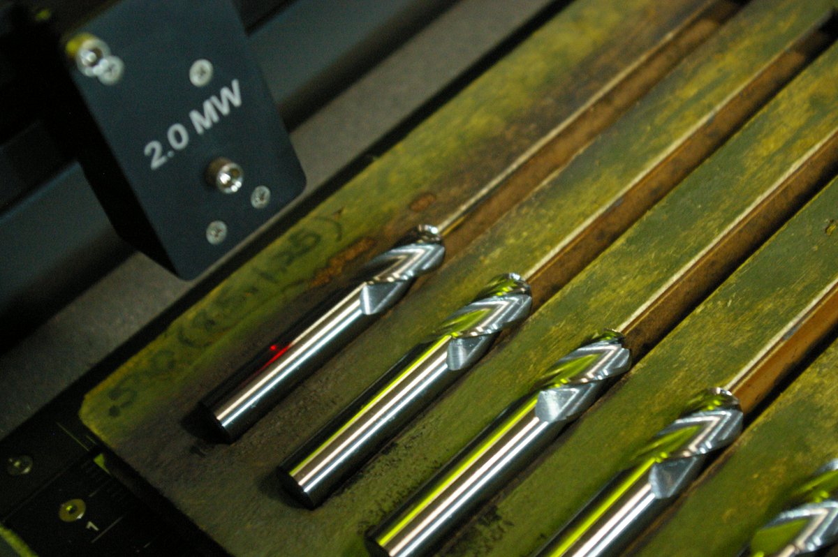 TjGrinding's tweet photo. #CVD or #PVD? Find out which coating process is right for your application. #ToolCoating https://t.co/XKMxwmLI3J https://t.co/0xNMOXcSPt