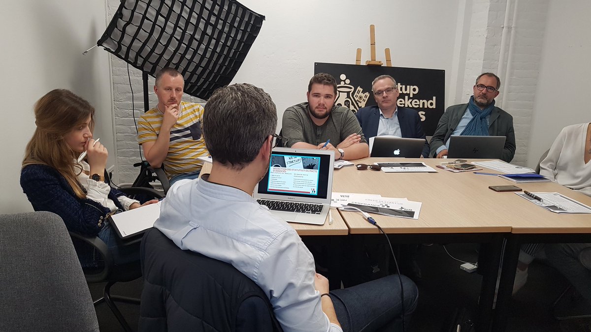 laTechAmienoise's tweet photo. Les pré-incubés poursuivent cet après-midi leur parcours d'accompagnement par un atelier juridique avec @CERFRANCESomme. #LTAction #LTA #Amiens https://t.co/n1fspLrHPs