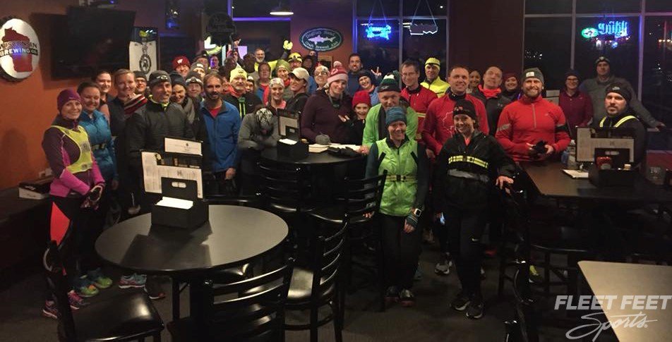FFFoxValley's tweet photo. Come enjoy the new snow scenery tonight for our fun run/walk at 6PM, @MrBrewsAppleton. 3-6 mile routes. Log your miles to earn cool gear! #RunFoxValley #WalkFoxValley https://t.co/3vg9rawAXi