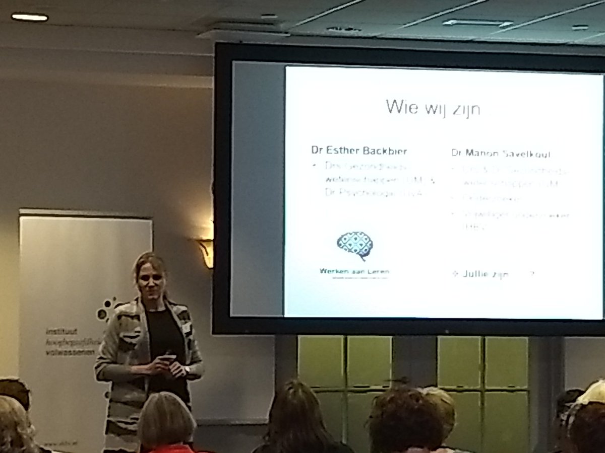 BryantHeng's tweet photo. Sessie over Hoogbegaafden en Gezondheid door Esther Backbier en Manon Savelkoul  @IHBV_ @NoviloTalent #congres #zeist https://t.co/0OZrpf460o