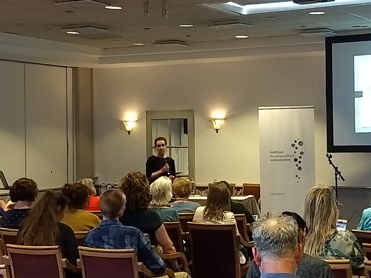 BryantHeng's tweet photo. Sessie over Hoogbegaafden en Gezondheid door Esther Backbier en Manon Savelkoul  @IHBV_ @NoviloTalent #congres #zeist https://t.co/0OZrpf460o