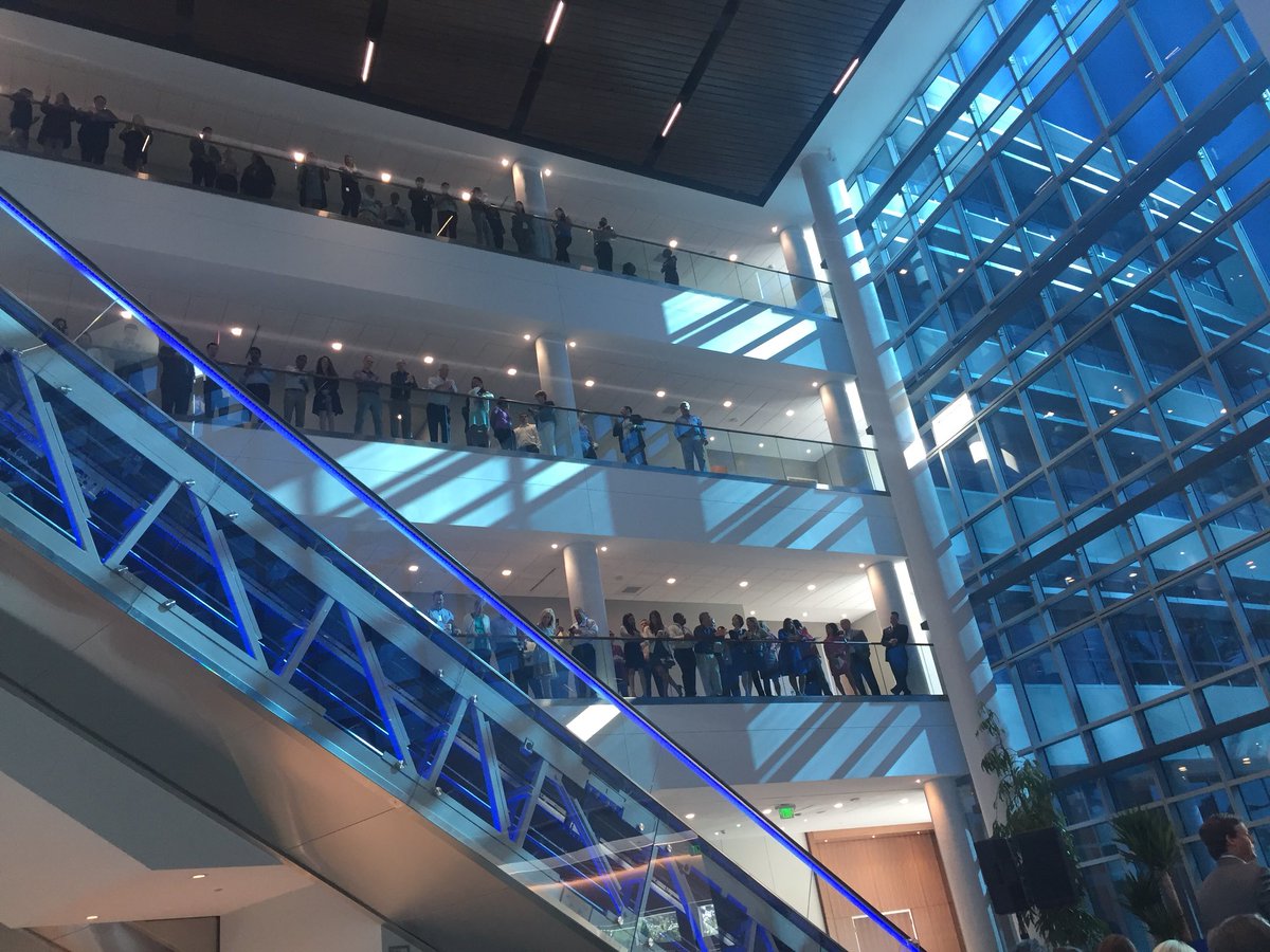 ThinkingItsCool's tweet photo. At the inauguration of the fantastic new UTC-CCS-CIB building ! State of the art like to other !!! #BuildingPossible. https://t.co/RKrIMeNSS1