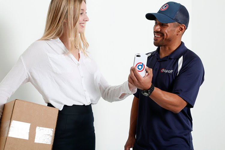 brunosanlaville's tweet photo. Fast Delivery is No Longer an Option for eCommerce Retailers but Same-day delivery does not mean free delivery ! https://t.co/UQMCuYC7Jn #Retail #LastMile #BSC_DernierKM https://t.co/UzbTBLrKdv