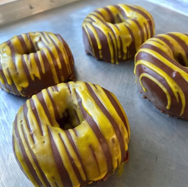 TasteOfLES's tweet photo. You still have time to grab tix to #TasteofLES on 5/3 to check out some of the city's best restaurants, including @Dus_Donuts @avenida_cantina.@cheeseboatbk.This tasting event supports @GrandStSttlment's work to improve the lives of New Yorkers--buy tix @ https://t.co/ptXimSU3yS! https://t.co/HmZ0x6p9io