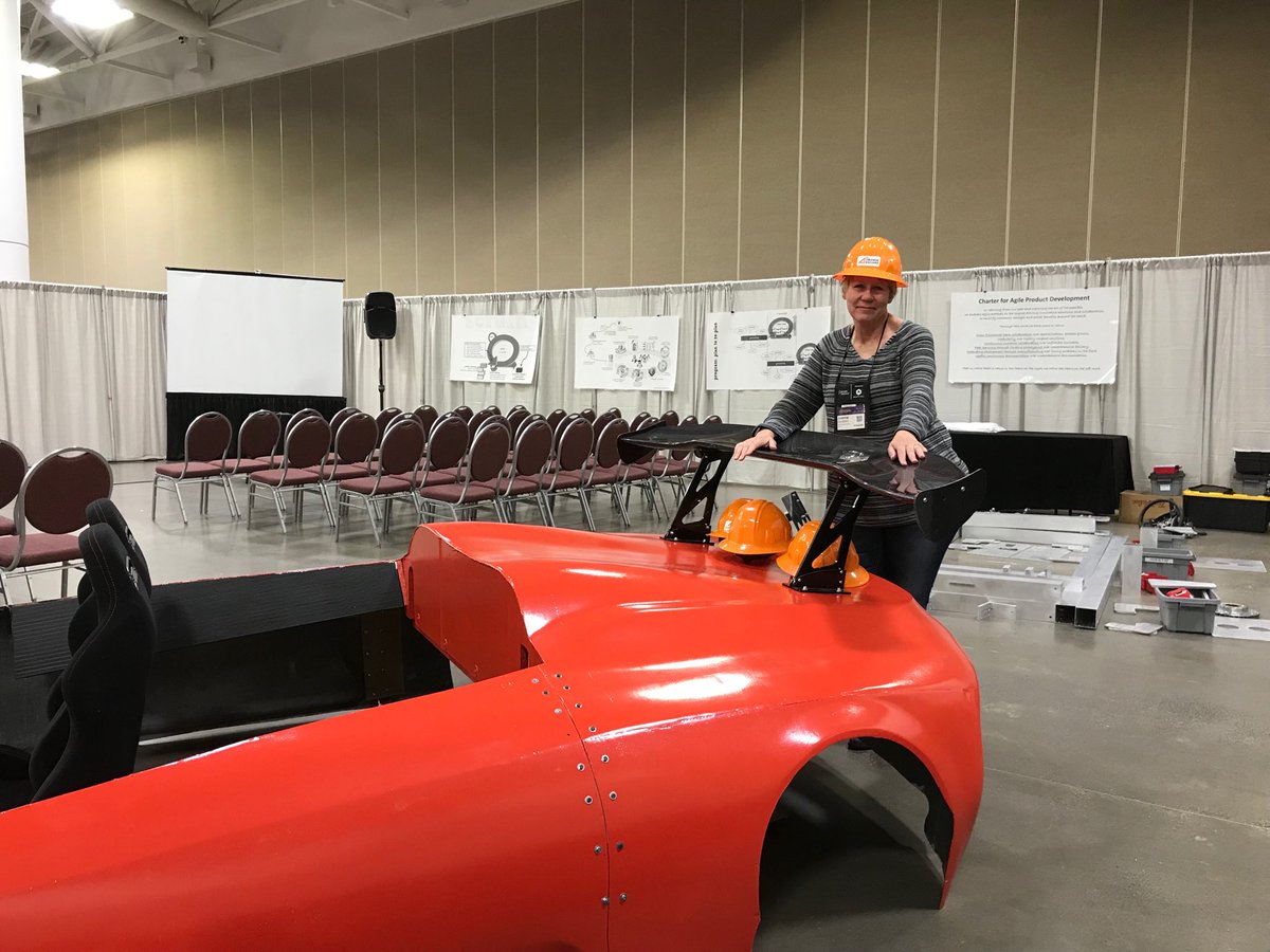 pborsella's tweet photo. Who’s ready to build?
#SGMSP18 #scrum4hw https://t.co/ccaks8aIOH
