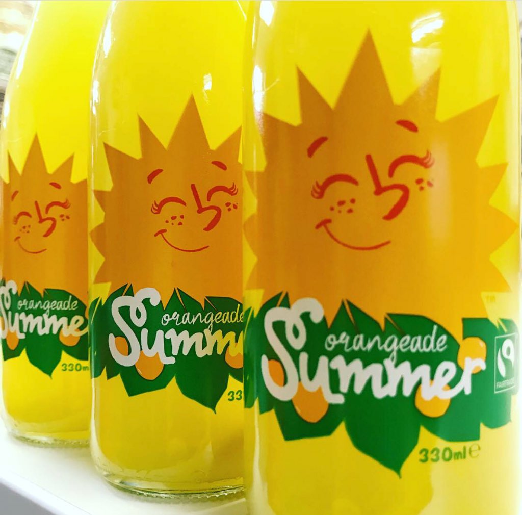 KarmaDrinks's tweet photo. She’s here and she tastes bl**dy wonderful! Organic and Fairtrade made with juicy oranges from Mexico 💥🌞 https://t.co/eYtbUMI0ur