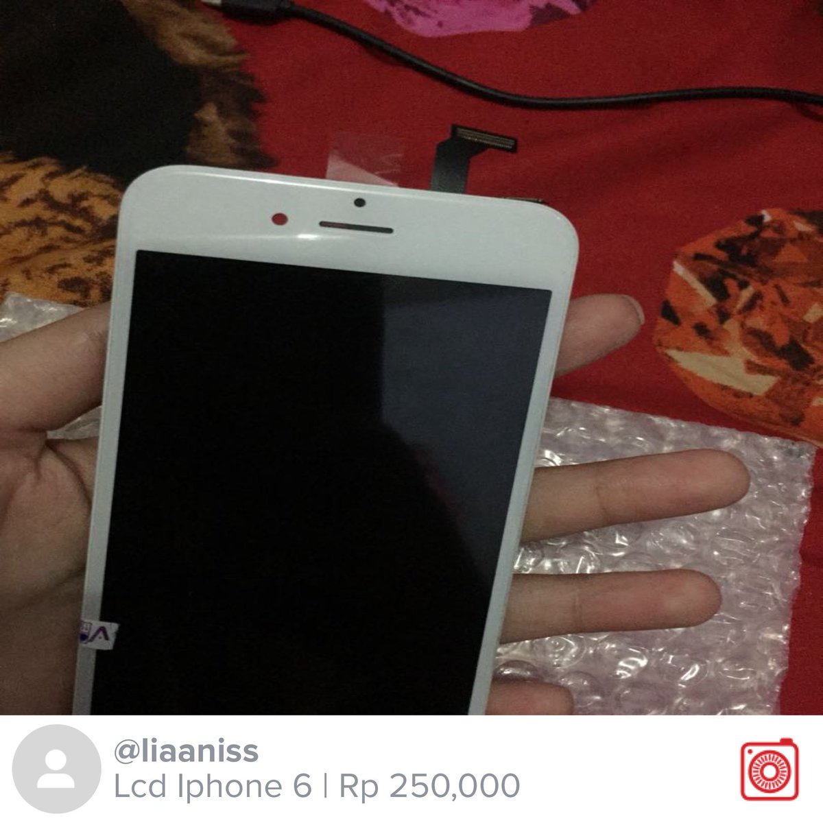 liaanis's tweet photo. Selling Lcd Iphone 6 Rp 250,000 https://t.co/LrNXhteGec #carousell @carousell_id https://t.co/6CS5HDLQzl