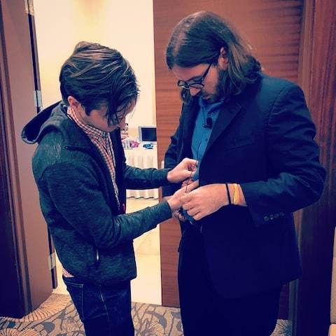 tarvintalks's tweet photo. Helping my brother hide his mic cord before one of his first conference talks. He crushed it. #aath18 #latergram #speaking #event https://t.co/lslFceIqTT