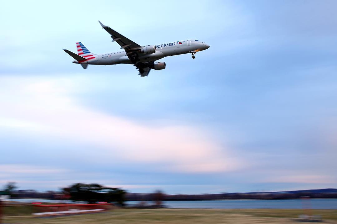 Reagan_Airport's tweet photo. Good morning...traveling with us this week? 🛬 
📸: @peterjamescasey  #TravelTuesday https://t.co/xtQrrE9ErY