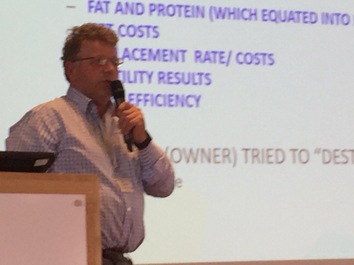 Calum McGinley in full flow at LKL conference discussing “Focus on Fertility”. #healthy cows #arn_home