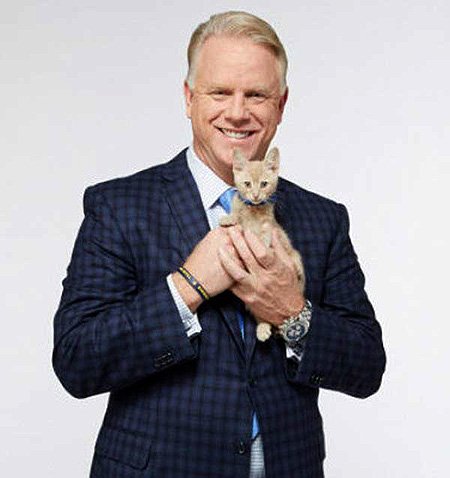 Happy 57th birthday, Boomer Esiason.  What do you think of his broadcasting work? 