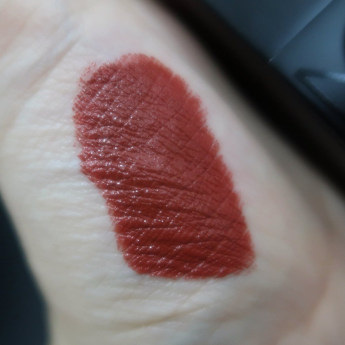 xxhani__'s tweet photo. สีนี้ไปสาขาไหนก็หมด พอได้มาลองทาคือสวยมากก แดงส้มอิฐอมน้ำตาล Nars สี Mona เนื้อดีแบบปาดทีเดียวกลบหมดทุกอย่าง ลื่นนุ่ม ชอบเว่อร์ #ไว้รีวิวห้ามขายของโว้ยย https://t.co/r3btV26zrv