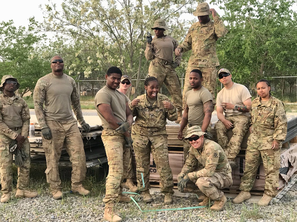 CoachKee's tweet photo. Sibling Appreciation Tweet! Their use of “Power of the Unit” inspires me every day! #SmallUnitCohesion #UncommonBond https://t.co/aJMOD2uj5V