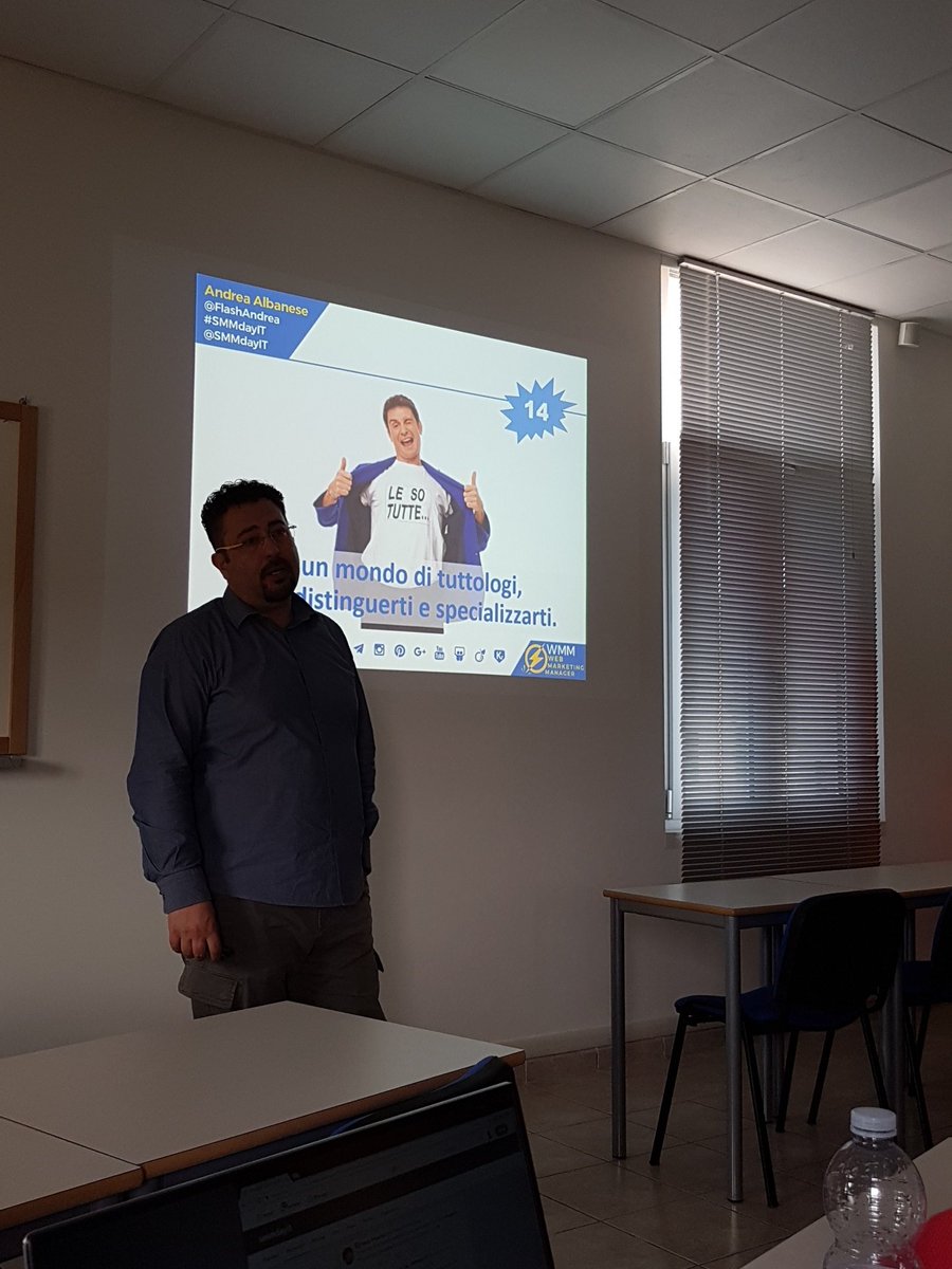 LManicardi's tweet photo. @smmdayit @FlashAndrea @iusve @rachele_nicolis @Miriam_Conti @filippo_mrt @Meri_Folghe @nicolaperantoni @leocavazzoni @Gaa_brielaaa @BellioMarcella @F_Frascatore @franceschetto_s Anche questa @smmdayit @FlashAndrea #SMMdayIT #50twittertips https://t.co/xRYpLdUPrv