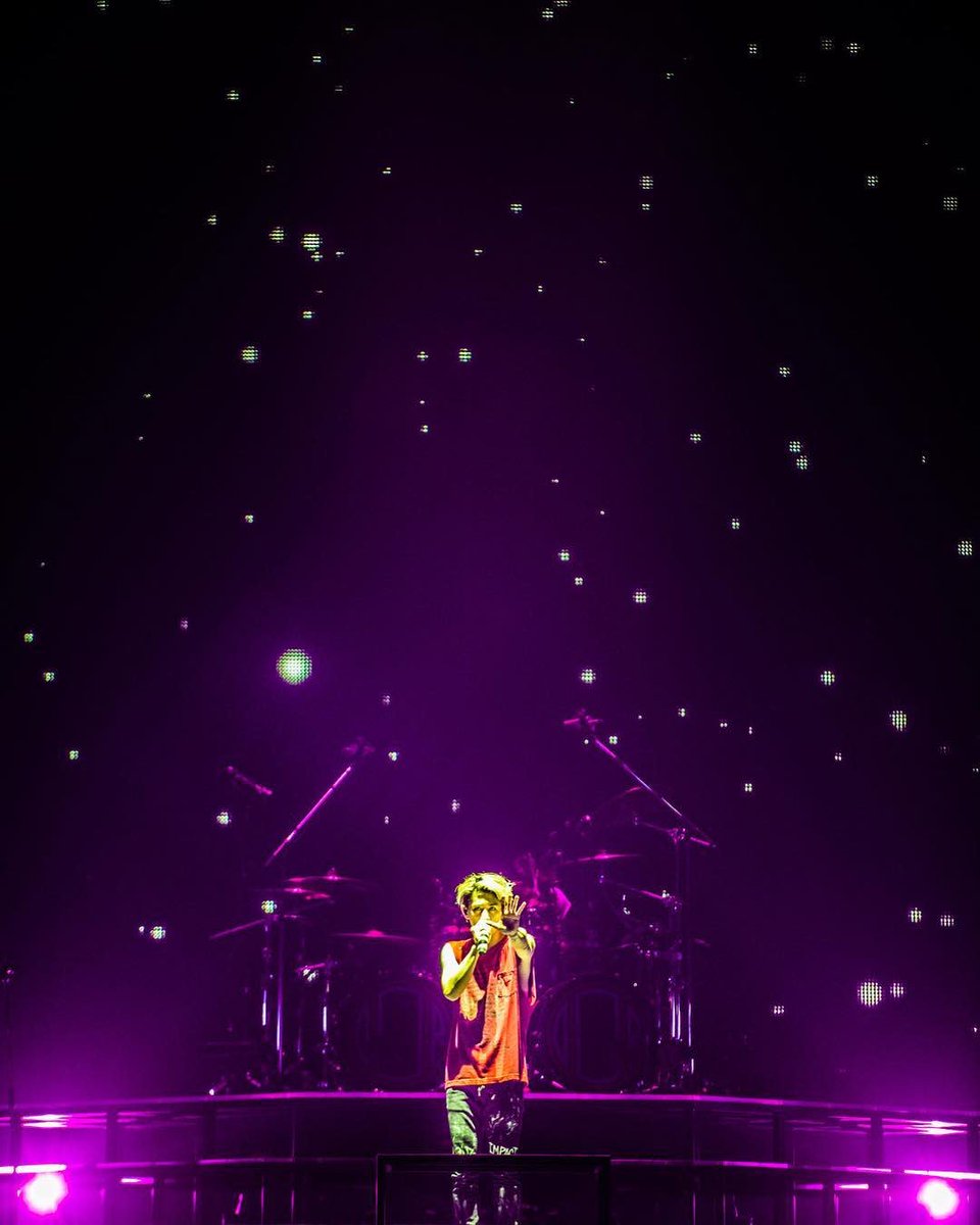 10969_hide's tweet photo. すっげぇ遅れた、、

Taka誕生日おめでとう！！
何かもうどこまで行くのか正直わからんけど、とにかく神がかったTakaは最高すぎる、最高、最高。 https://t.co/iMt5JWkH4y