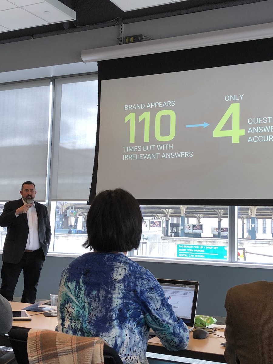 SLDigitalMedia's tweet photo. Engaging talk by @hanskaspersetz #FutureTechPharma @MMMnews https://t.co/n5GKufYo4o