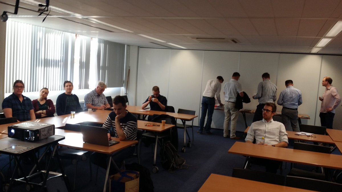 hugojonker's tweet photo. Prospective students checking out the books of the MSc programme.

#ouinf #voorlichtingsavond https://t.co/X2guFBVNz8