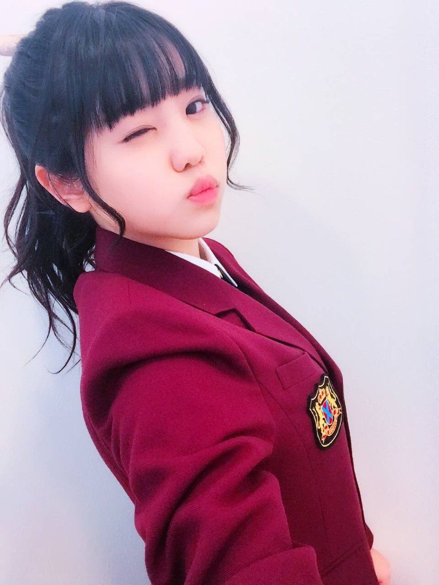 佐藤日向 1st写真集 青 発売中 花のち晴れ 1話 実は出演させて頂きました 自撮りが多くて申し訳ないんですが 一生分の自慢をさせてください 私の理想の高校ライフをくれた花男 英徳学園の制服に袖を通せて 髪も可愛くしてもらって付け爪まで 佐藤日向 1st写真集 青 発売中 花のち晴れ 1話 実は出演させて頂きました 自撮りが多くて申し訳ないんですが 一生分の自慢をさせてください 私の理想の高校ライフをくれた花男 英徳学園の制服に袖を通せて 髪も可愛くしてもらって付け爪まで
