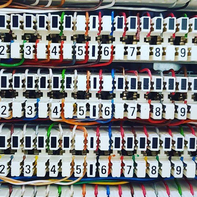 medyatel's tweet image. Telefoncular resimdeki hatayı bulup özel mesaj gönderen ilk kişiye kablosuz powerbank hediye ediyoruz. #voip #ippbx #iptelefon #gigaset #3cx #yealink #grandstream #asterisk #freepbx #plantronics #synology #draytek #ippazar #medyatel