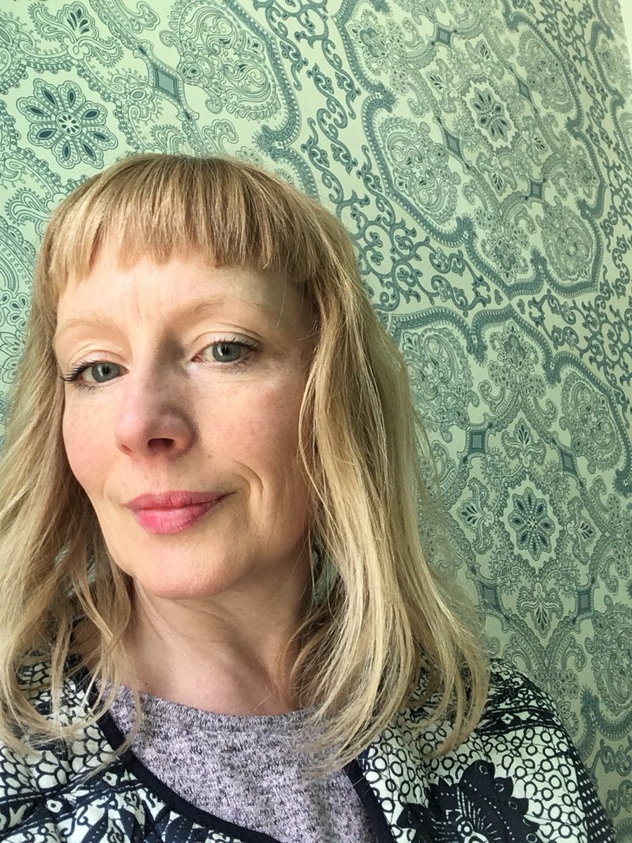 Thanks to colourist Sara and founder Amanda Dicker <a href="/TheChapelPlace/">THE CHAPEL</a> #tunbridgewells Loving my new hair @sarah_turrell