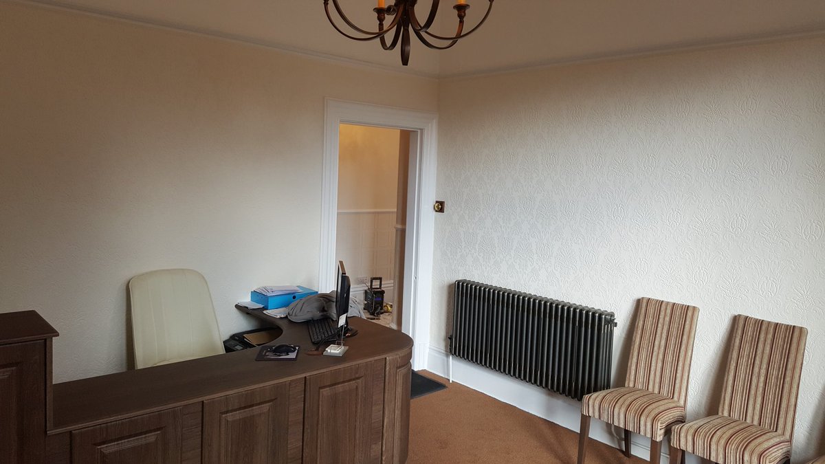cwdecorating's tweet photo. Internal Decorating now complete to Main Reception and Staircase @PainFreeDenta1 thanks to @DuluxDecCentre @DTPaintExpert For the paints https://t.co/FZSbw9o5ps