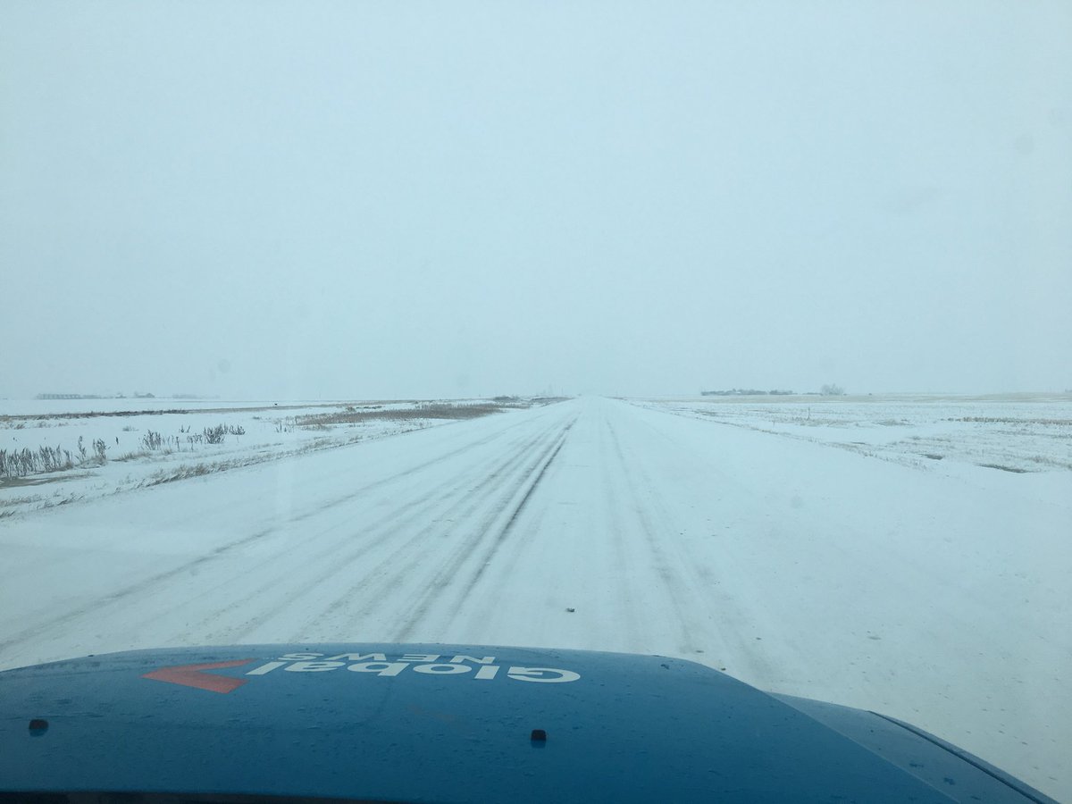 sarahoffin's tweet photo. Never happier to see a snow plough #springglory #hwy7 #rosetown #saskatchewan @GlobalSaskatoon @GlobalCalgary https://t.co/4pwPkFG9wM