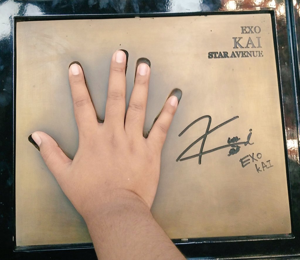 KimnPo94's tweet photo. Day 3 : 3 favorite things
#shotwith18mong https://t.co/kG6zr9ft6L