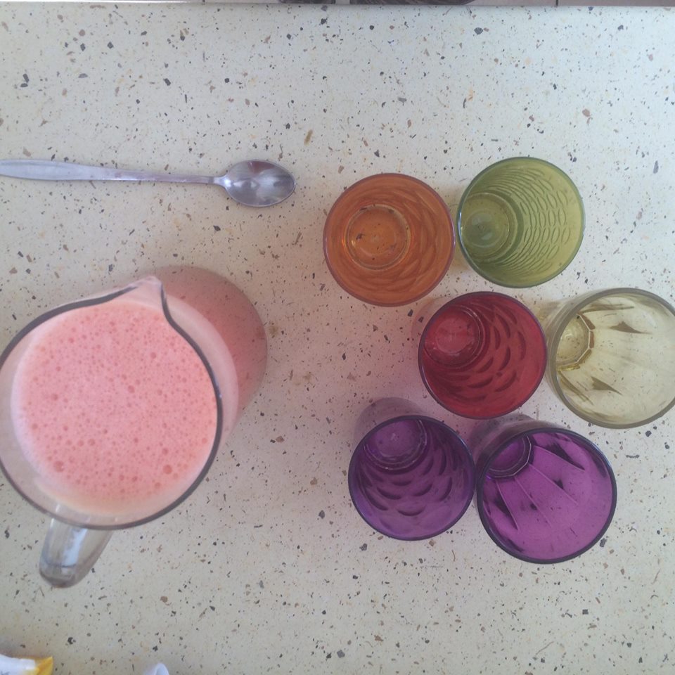 IC_France's tweet photo. Et pour un après-midi plein d'énergie, notre secret, c'est les jus de fruits ! 
#energy #Printemps https://t.co/2PHAvnZrqZ