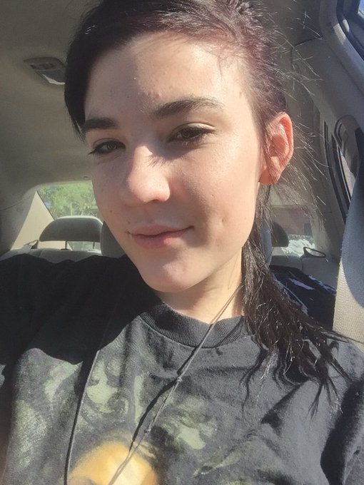 #nomakeup #earlybird #jennareid xoxo &hearts;️💯 https://t.co/Om19jRY1kl<a href="/tag/nomakeup"class="tags">#nomakeup</a><a href="/tag/earlybird"class="tags">#earlybird</a><a href="/tag/jennareid"class="tags">#jennareid</a>