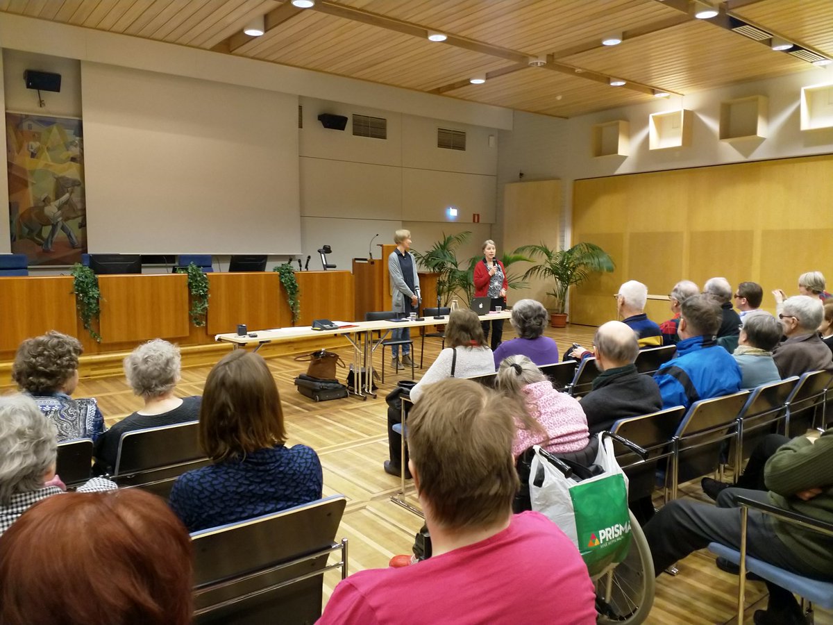 taltidningar's tweet photo. Celia och Synskadades förbund rf informerar om taltidningar och talböcker i Karleby @celia_gov @NKLry @accessibledaisy #taltidningar #talböcker #tillgänglighet #saavutettavuus #a11y https://t.co/i4JzPFskSQ