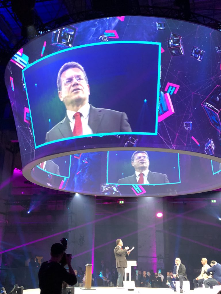 cryptorobby_'s tweet photo. Vice President of European Commission Maroš Šefčovič at Energy Blockchain Conference #EventHorizont He is eager to learn more about blockchain use case &amp; supports this new technology 🚀🚀🚀 🦋 @MarosSefcovic @eventhorizonx @Erwin_Smole #cryptorobby #ReturnonSociety #Berlin https://t.co/BB7MqImpDI