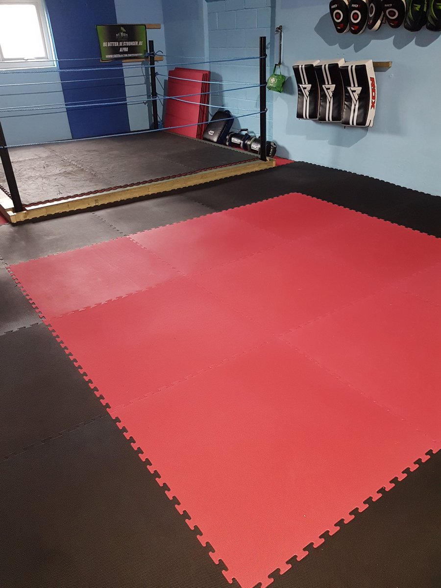 The_Unit_Gym's tweet photo. New layer of mats down. @MartialMats https://t.co/EOkcEGLFFI