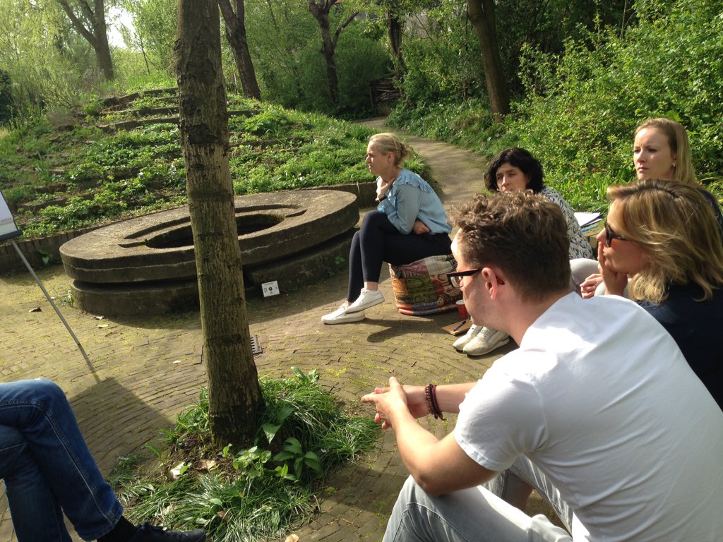 ilsevanrijen's tweet photo. Heerlijk zo'n training! #creatiefdenken https://t.co/nsvfK7gaI7