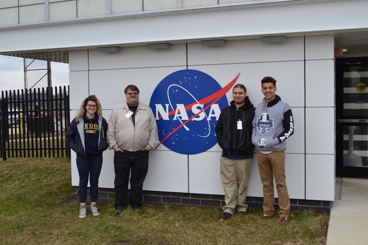gobluestreaks's tweet photo. Global Internship Engineering students recently visited &amp; toured the NASA Plum Brook Station with Deputy Director of NASA, David E. Taylor. Students &amp; staff visited the Space Environmental Testing in NASA, Space Power Facility, &amp; Spacecraft Propulsion Research Facility. #SCSGIE https://t.co/PE5Jvz04kG