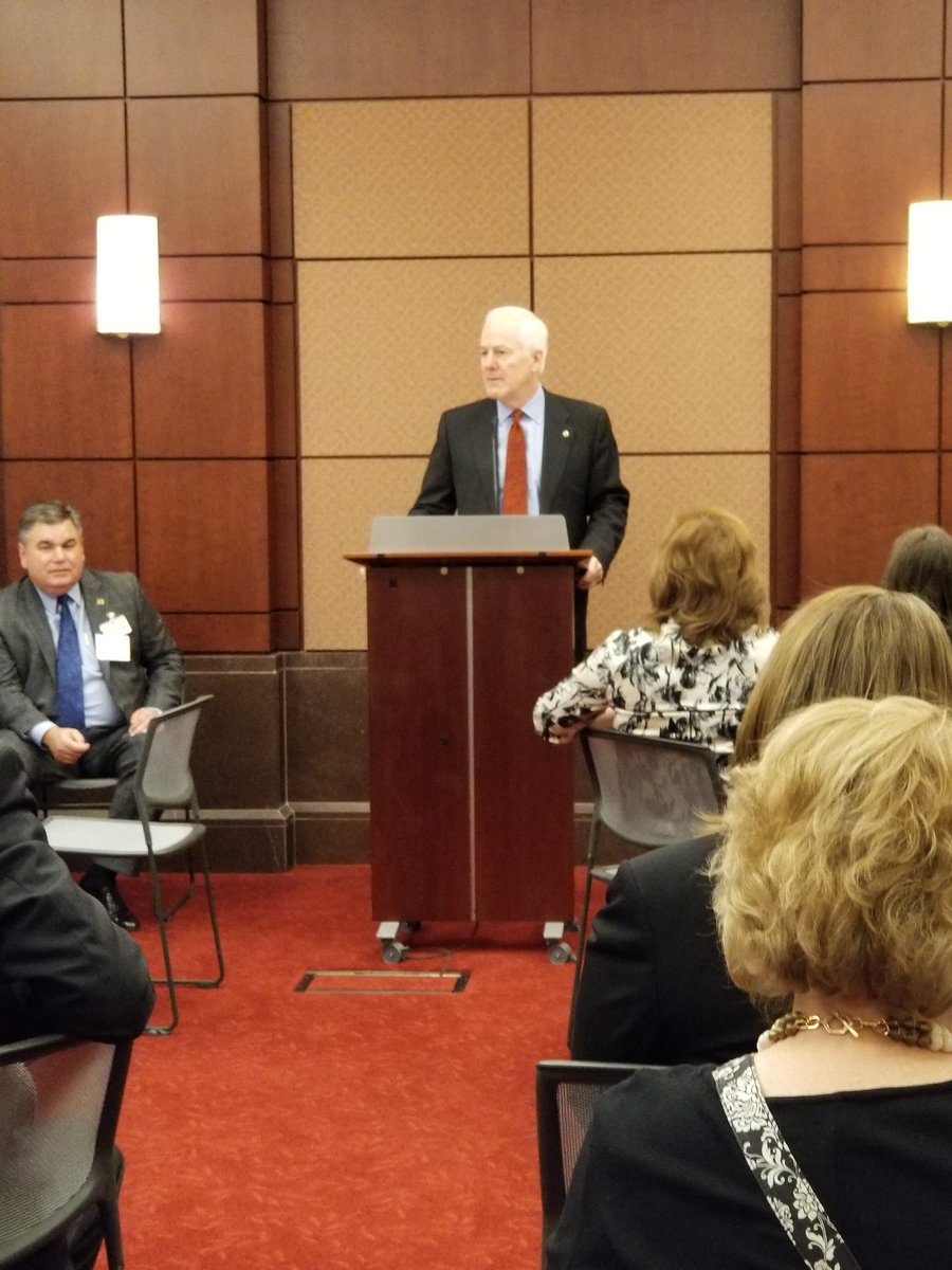 williamsproull's tweet photo. @RichardsonCoC meeting with #Senator @JohnCornyn and our friends at the #Dallas and #Fortworth #ChamberOfCommerce https://t.co/84v5cMWOU5