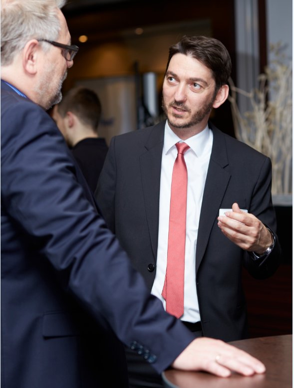 Computacenter's tweet photo. Computacenter's Chief Executive Officer, Mike Norris and Group Strategy & Portfolio Director @AndreasToeroek at today's Analyst Summit #CCAnalysts18 https://t.co/9zuelQpK1B
