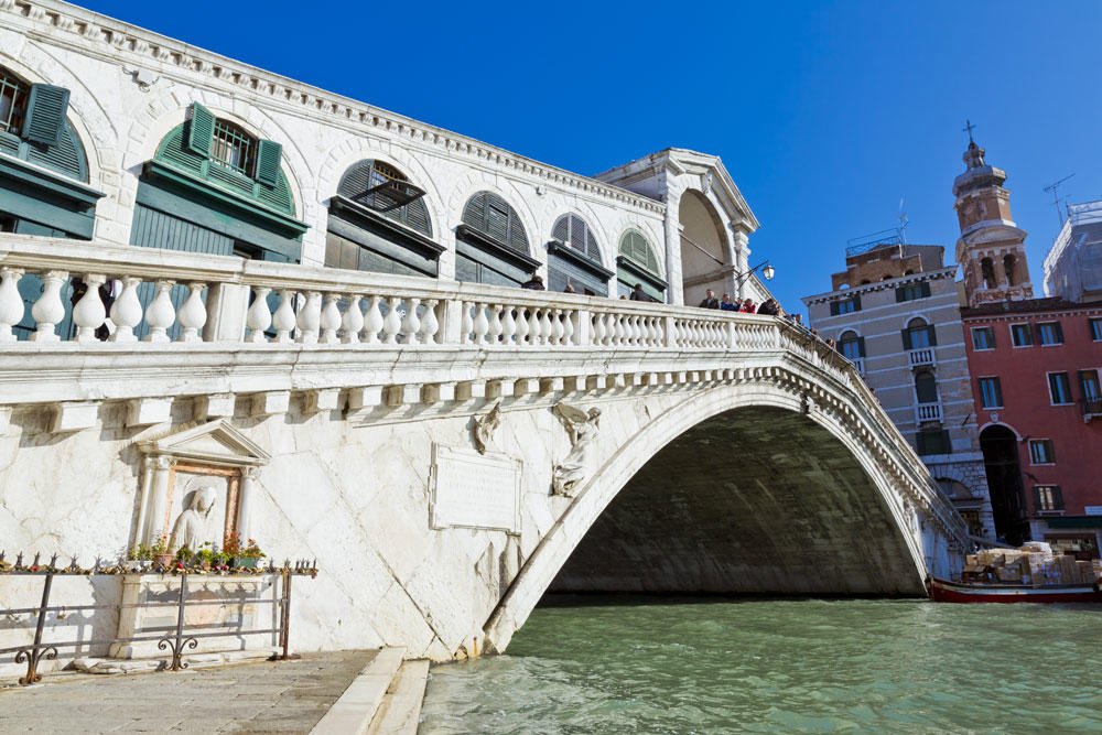 Sika's tweet photo. Millions of tourists every year step over the famous Rialto bridge in Venice, Italy. So restoration became inevitable. Sika carried out the overall refurbishment, while preserving the architectural nature by applying non-invasive yet efficient structural solutions. #WeAreSika https://t.co/QBWHXQXA1G