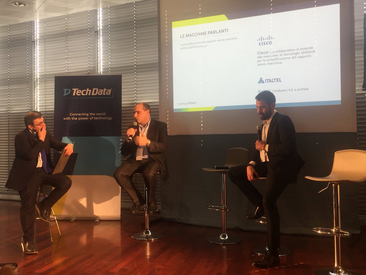 LinariStefano's tweet photo. #TDIoT, @CiscoItalia , @Italtel presentano il #cybersocialnetwork #connectedbyalleantia https://t.co/AHAoYBqCQ8