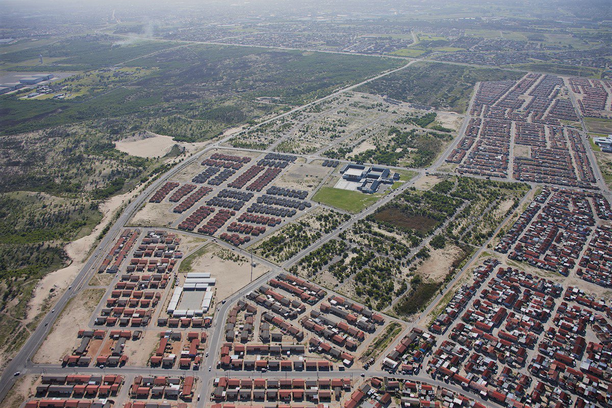 the_hda's tweet photo. WHAT ARE CATALYTIC PROJECTS?

They are spatially targeted interventions that aim to change the way we provide infrastructure by restructuring settlements patterns. These projects are mega in size.

#TheHDA #DevelopingSA #MyCommunity https://t.co/UyURVXhQPs
