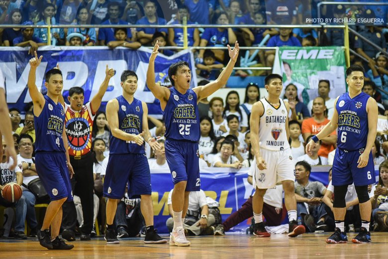 abscbnsports's tweet photo. Muntinlupa stays alive in #MPBLFinals after escaping Batangas in Game 3 https://t.co/mJrzzux0Md https://t.co/H3n6OqY0KG