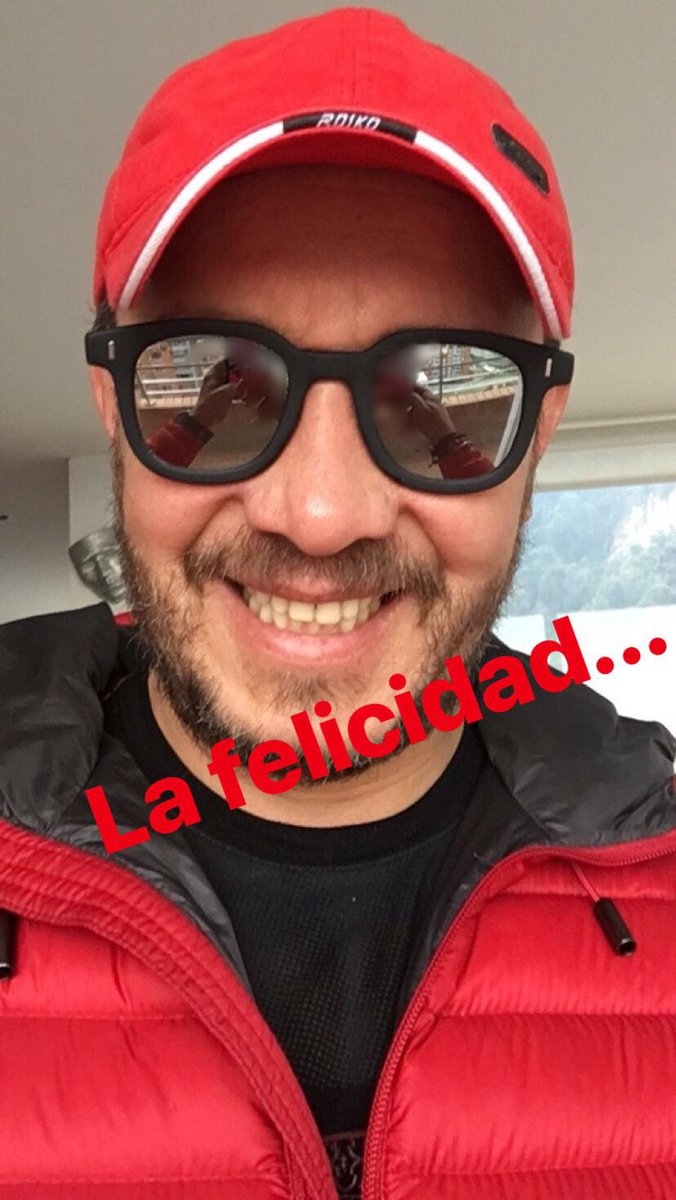 oskaractor's tweet photo. La felicidad...
#me #thehappiness #inlove #oskaractor https://t.co/6kLCalPNVc