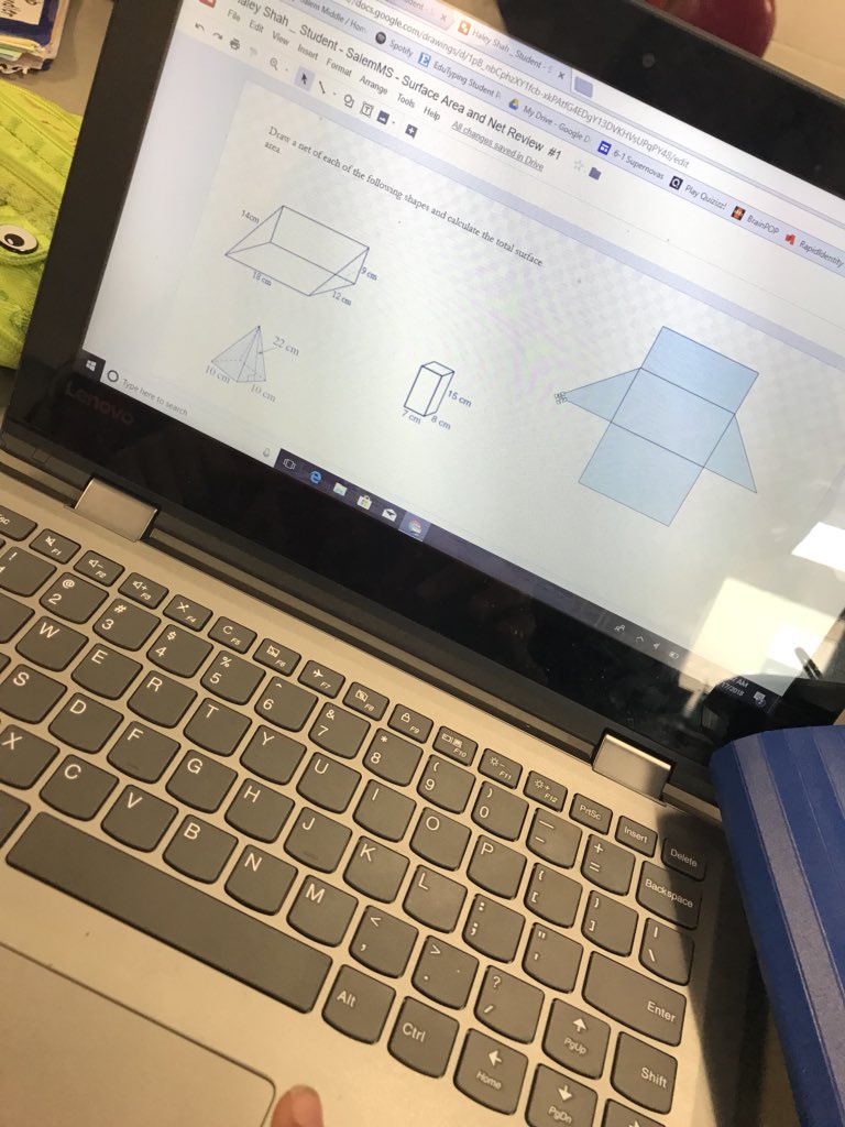 supernovasmath's tweet photo. Exploring surface area and volume with google draw #salemproud #ilovemath. @SalemPrincipal https://t.co/PMslxTNvxz