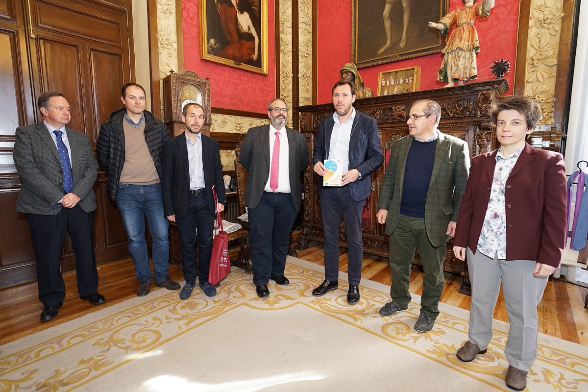 semcalvending's tweet photo. IV Certamen Internacional de Relatos Cortos sobre Discapacidad.
El certamen cuenta con el apoyo del Ayuntamiento de Valladolid, lugar en el que se ha presentado hoy martes, y el patrocinio de SEMCAL, GALLETAS GULLON y NBS Colchonerías. https://t.co/D4nT1QwG7Q