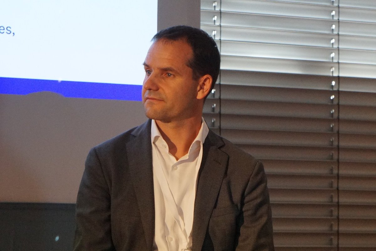 Cla_Gagliardini's tweet photo. Enrico De Grassi - Ikon CEO
Progetti importanti con il dispositivo mixed reality Hololens, per fare formazione, sopralluoghi e altre attività rischiose, costose o complesse.
#TDIoT https://t.co/tUt8G6kZ1g