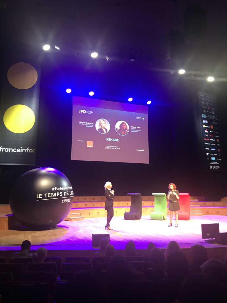 Orange à la Journée de la Femme Digitale 👏🏻👏🏻👏🏻 <a href="/BSabotier/">Brigitte SABOTIER</a> <a href="/VDomingz/">Virginie Dominguez</a> #share #jfd18