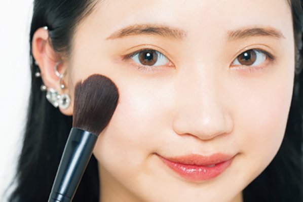 Bis ビス 黒宮れい完全セルフ 私物コスメでつくる 薄いのに清楚な仕事シーンメイク術 Rei Neverland T Co Ep5i2xtlw4 清楚 清楚な印象 黒宮れい 仕事メイク 社会人メイク 綺麗なお姉さん シーン別メイク メイク 私物 コスメ紹介